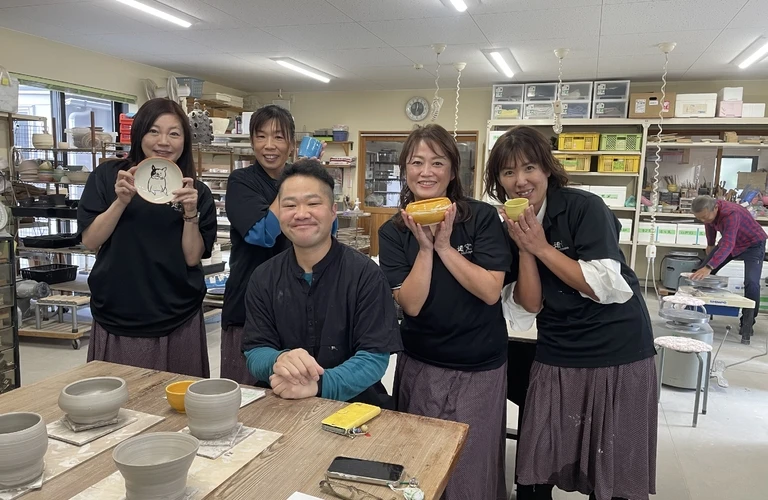 団体で楽しむ！心をつなぐ陶芸体験